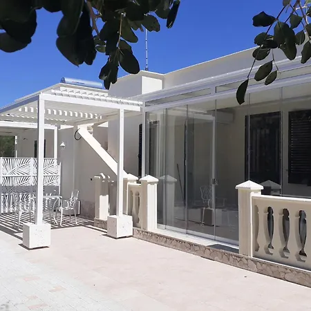 La Lanterna Delle Fate Bed & Breakfast 3*