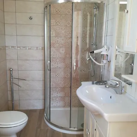 فندق مبيت وإفطار La Lanterna Delle Fate 3*